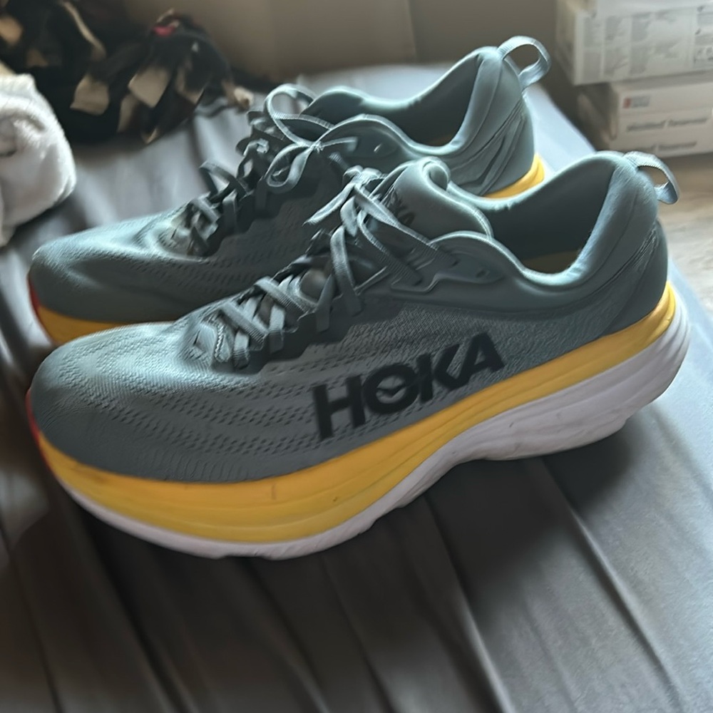 Hoka Bondi 8